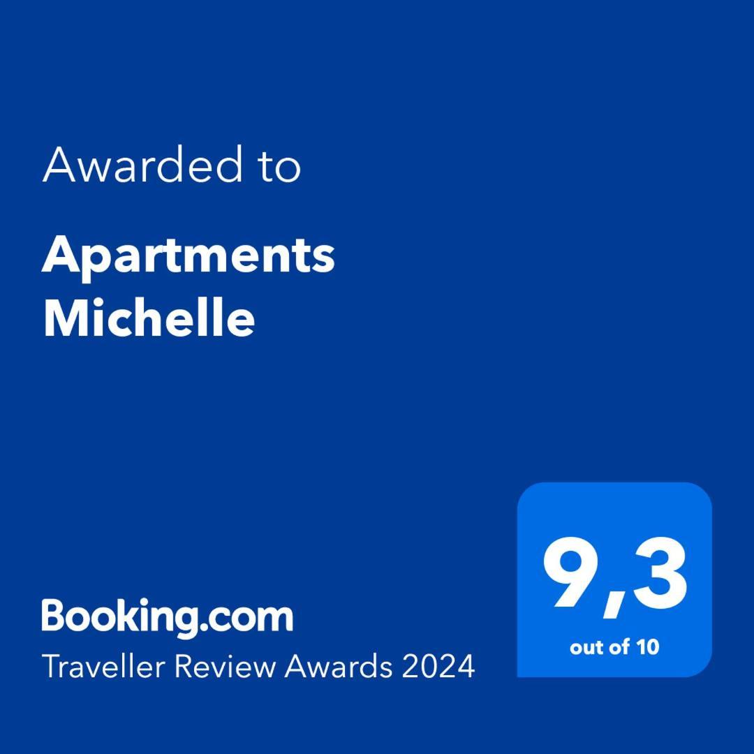 Apartments Michelle Umag Exterior photo